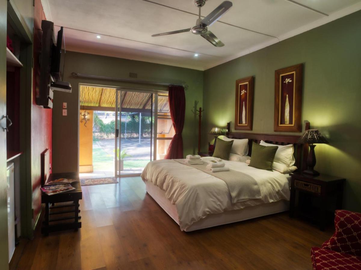 Purple Gecko Guest House Lydenburg Exterior foto